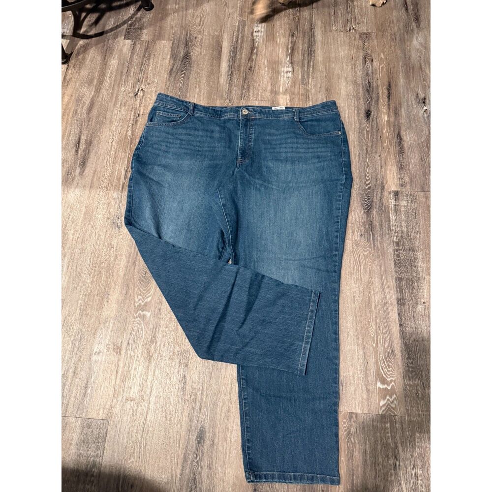 Womens size 24 W Style&Co, Preused Blue Jeans w/Tummy Control